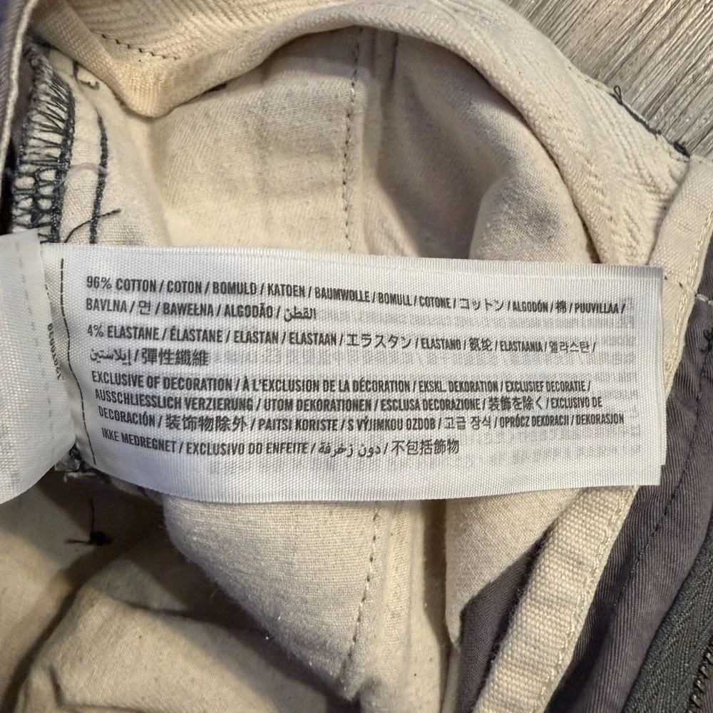Abercrombie & Fitch Mens 30 Stretch Chino Gray Shorts
